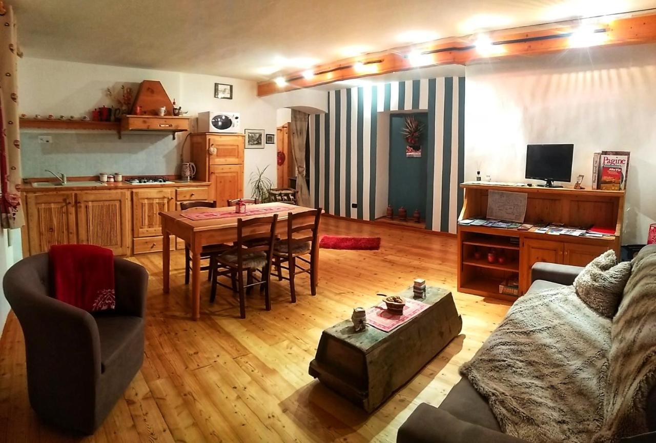 Appartement Maison Besenval à Aoste Extérieur photo